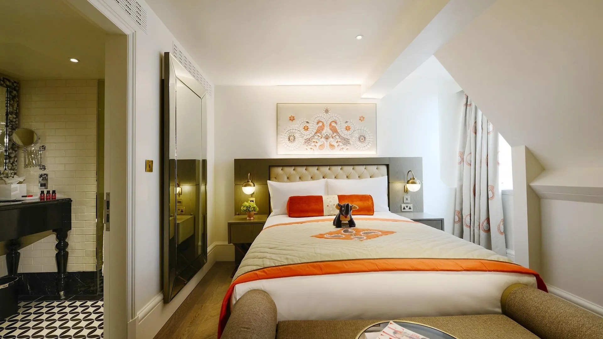 The Lalit London Hotel
