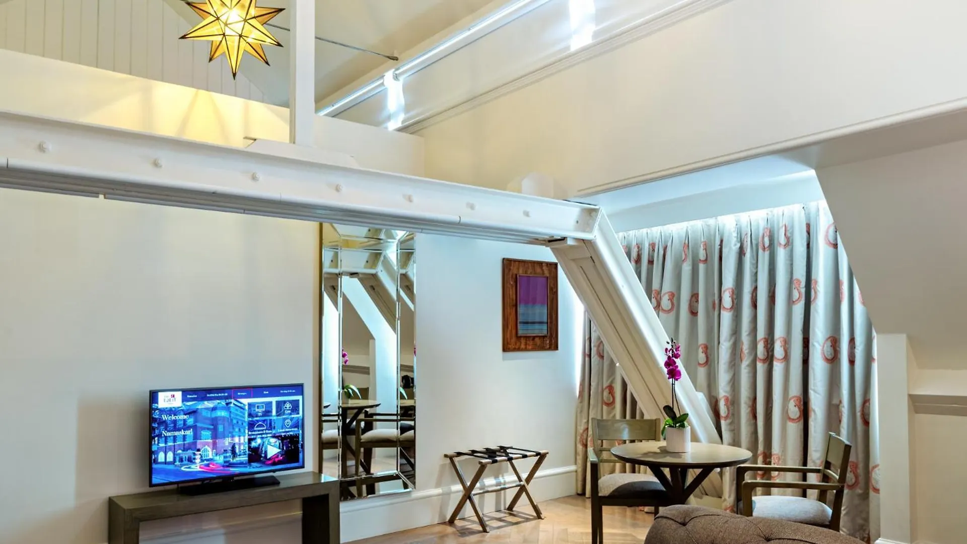 Hotel The Lalit Londres 5*,  Reino Unido